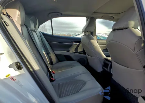 2019 Toyota Camry L z USA, uszkodzony, nr VIN 4T1B11HK9KU771839